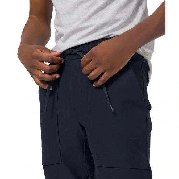 Lululemon Athletica Men’s Bowline Pant *Utilitech 30 Navy Blue Medium Tapered